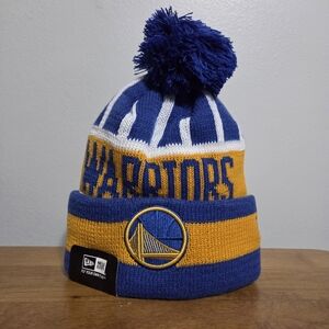 Golden State Warriors New Era Classic Cuffed Knit Hat with Pom